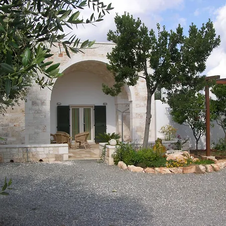 בית כפרי Trulli Di Pozzomasiello לוקורוטונדו