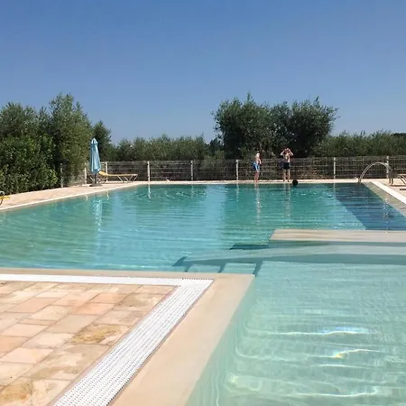 Trulli Di Pozzomasiello בית כפרי לוקורוטונדו