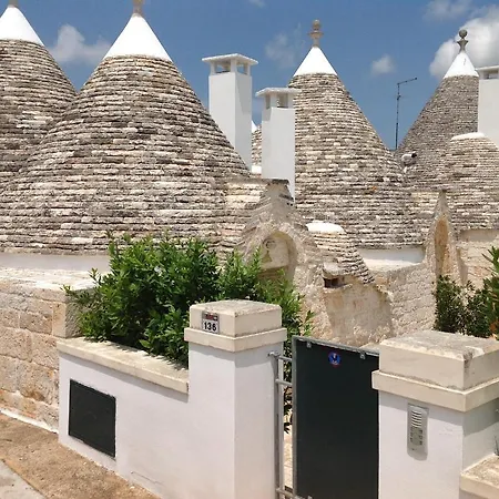 Trulli Di Pozzomasiello בית כפרי