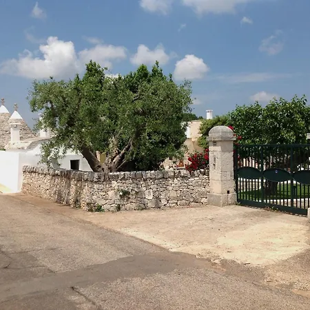 Trulli Di Pozzomasiello منزل ريفي لوكوروتوندو