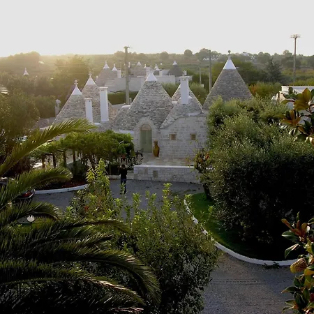 Trulli Di Pozzomasiello منزل ريفي لوكوروتوندو