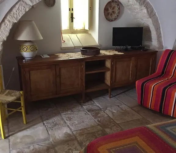 Trulli Di Pozzomasiello Landhaus Locorotondo