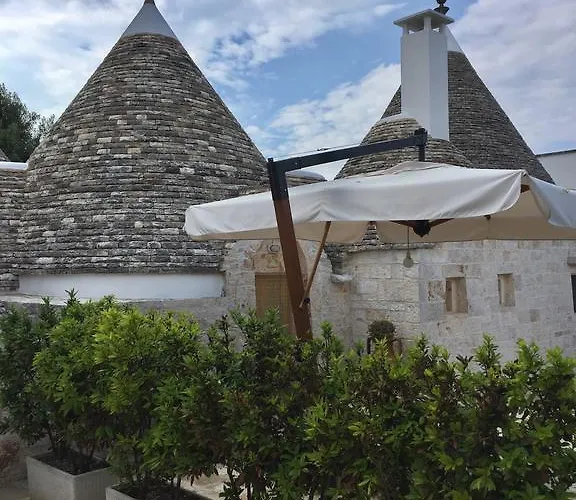Trulli Di Pozzomasiello * Locorotondo